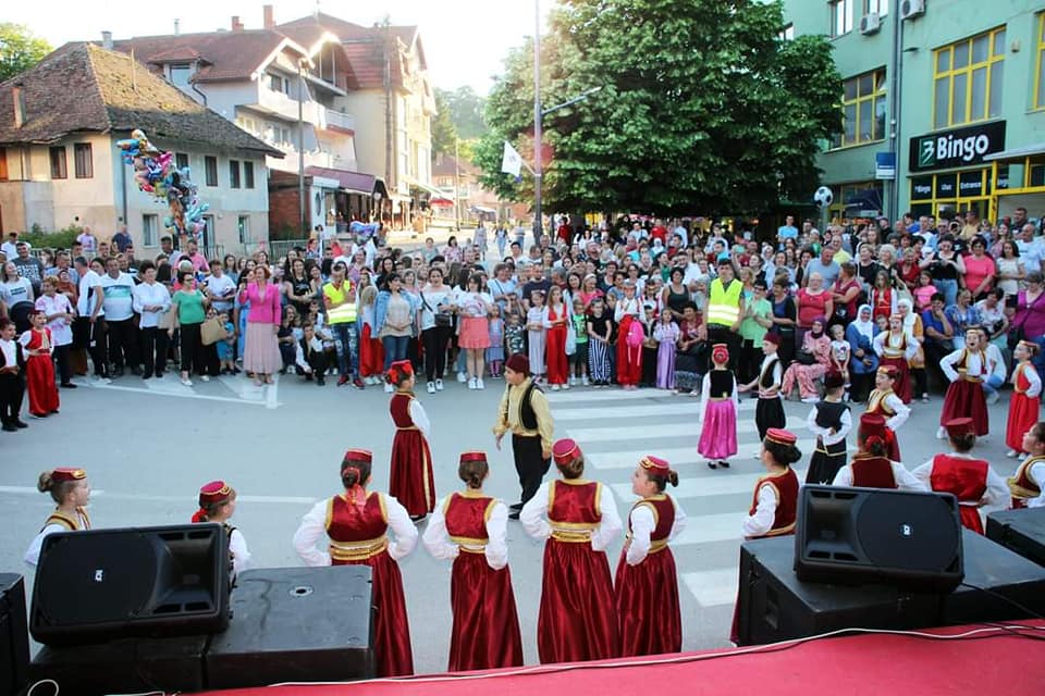 XXVIII PRIVREDNO-TURISTIČKA MANIFESTACIJA "DANI JAGODASTOG VOĆA BiH" ČELIĆ 2024 25 341021781 1407374976691311 1966727225470443899 n